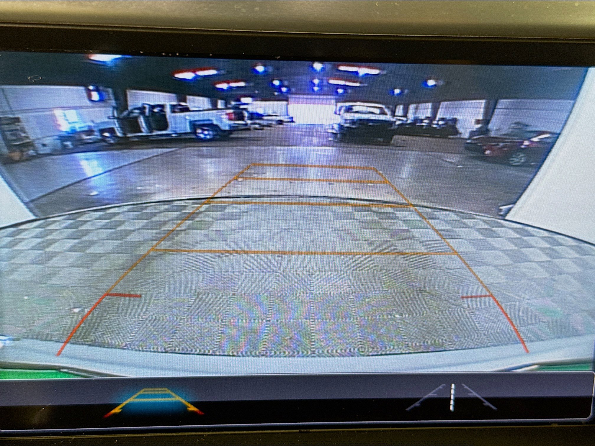 Used 2018 GMC Acadia SLE FWD image 18