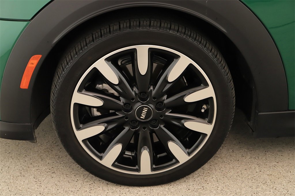 Used 2024 MINI Cooper S w/ Signature Upholstery Package image 34