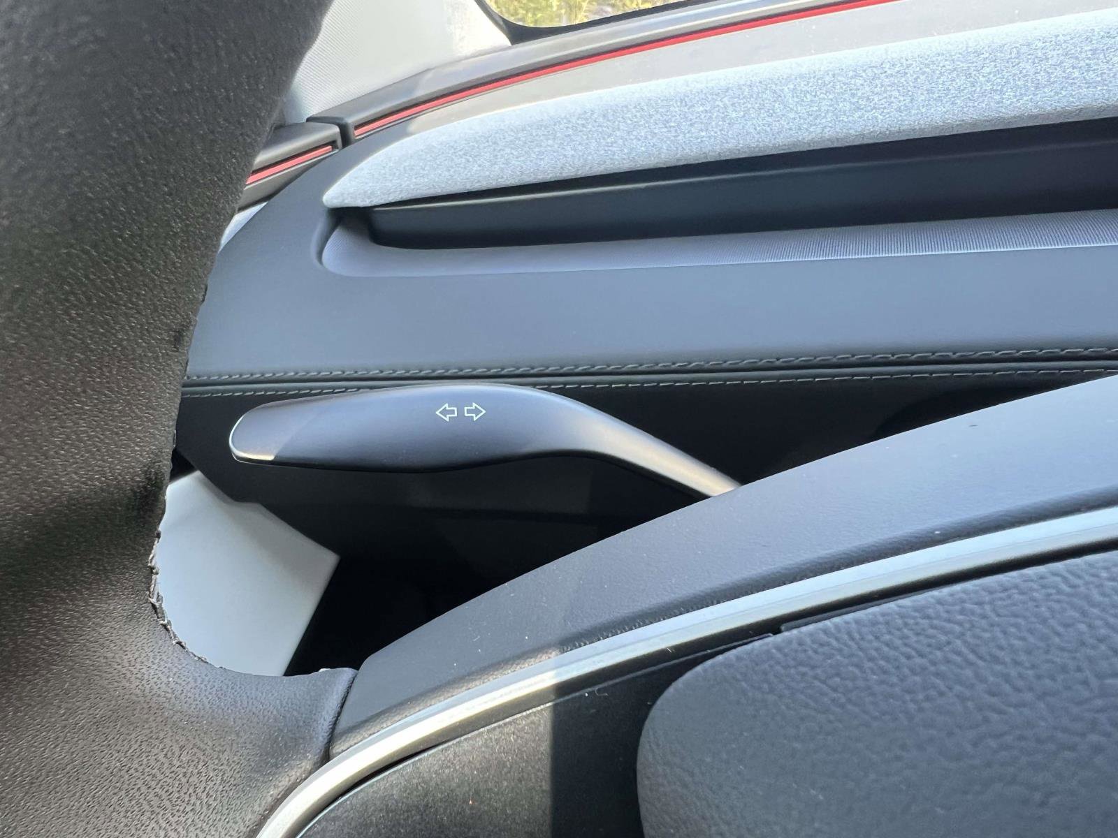 Used 2026 Tesla Model Y 2WD image 26