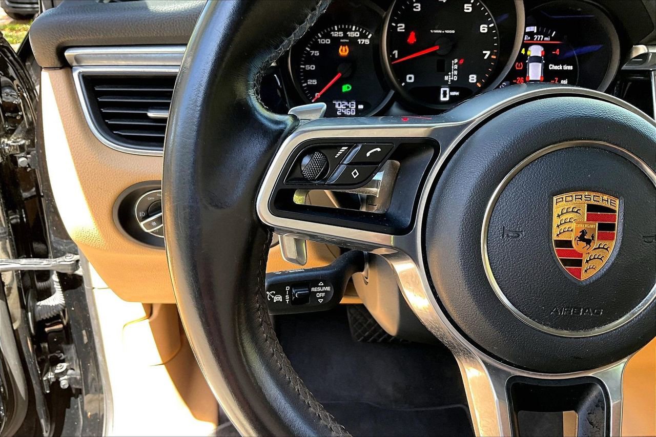 Used 2018 Porsche Macan Sport Edition image 10