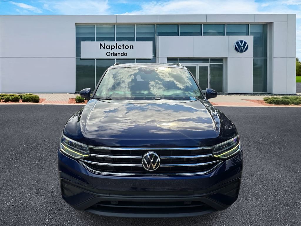 Used 2023 Volkswagen Tiguan SE FWD image 2