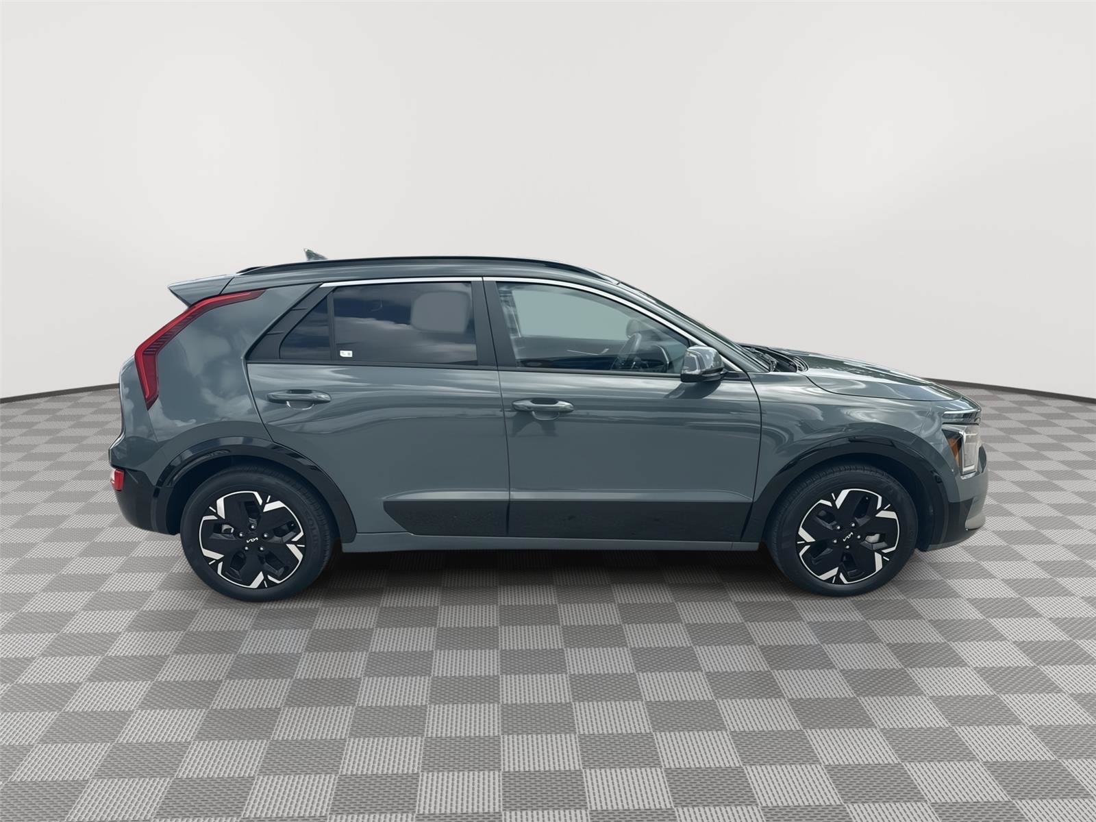 Used 2024 Kia Niro Wind FWD image 4