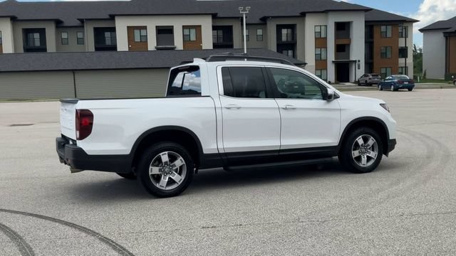 Certified 2025 Honda Ridgeline RTL image 9