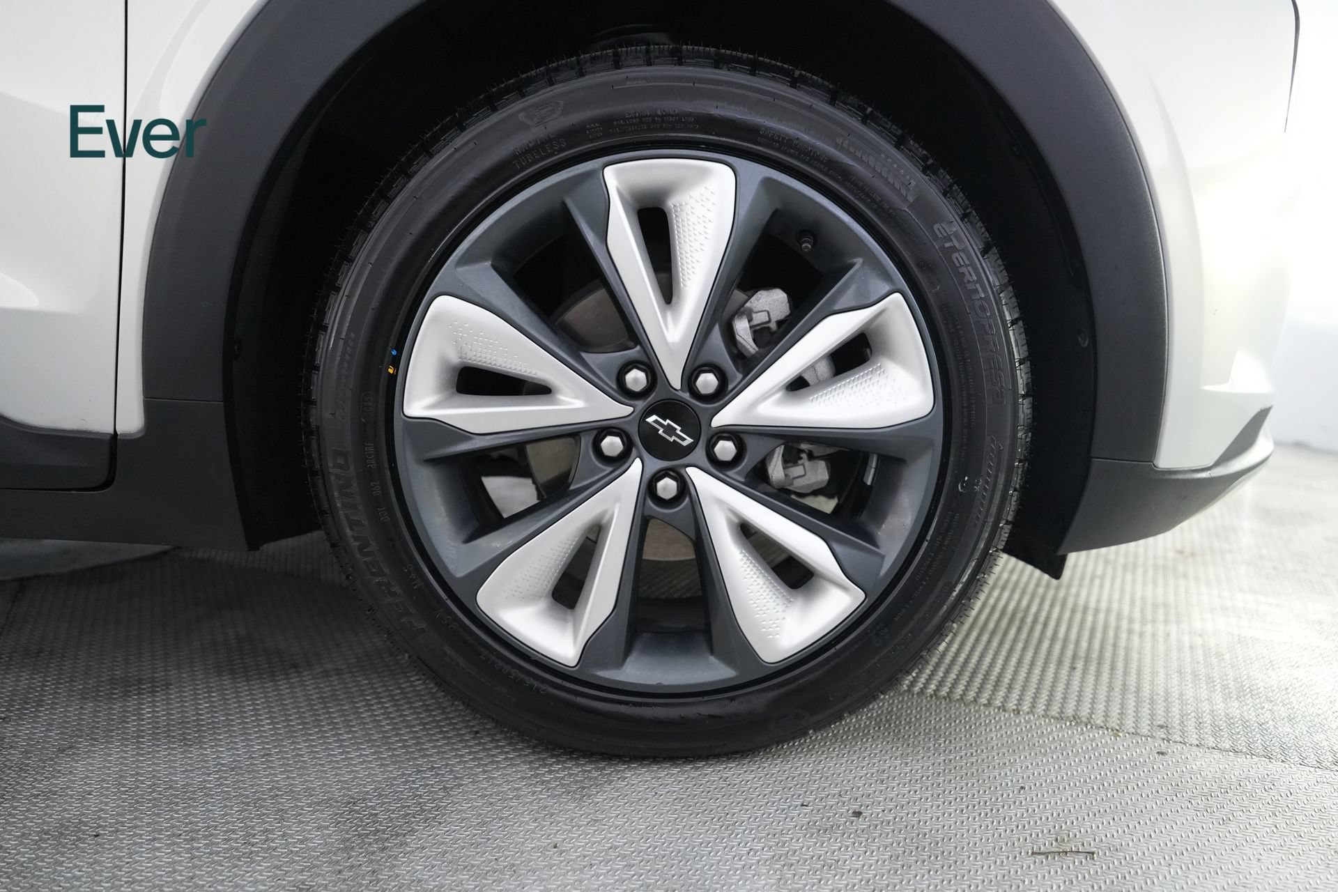 Used 2023 Chevrolet Bolt EUV LT w/ Convenience Package FWD image 20