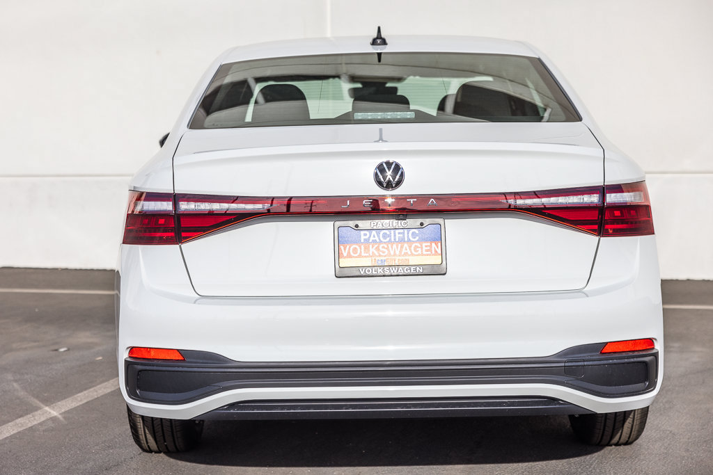 New 2027 Volkswagen Jetta Sport FWD image 4