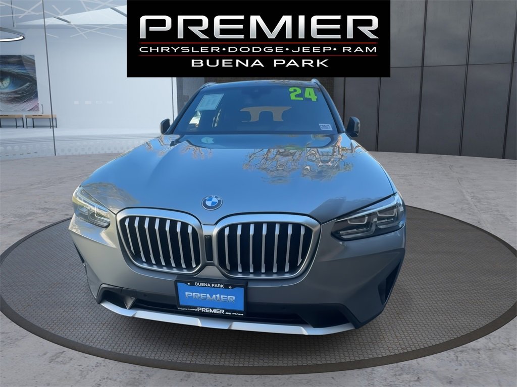 Used 2024 BMW X3 xDrive30i w/ Premium Essential Package image 3