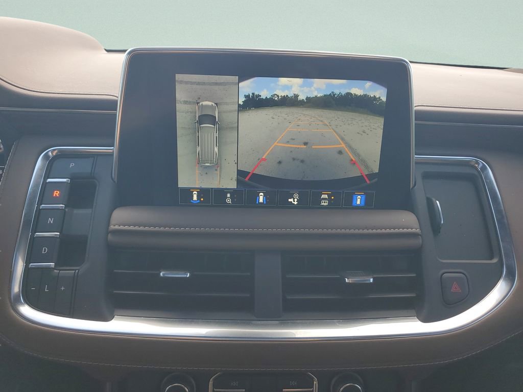 Used 2024 Chevrolet Tahoe High Country AWD/4WD image 18