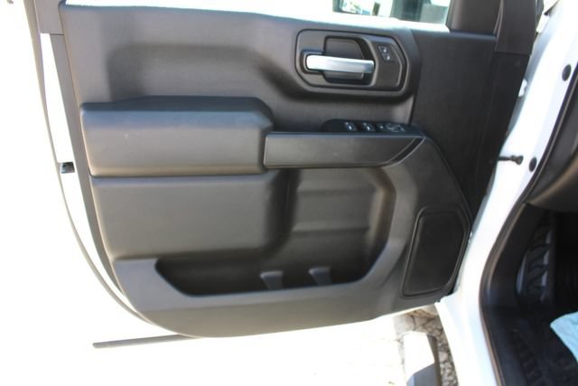 Used 2023 GMC Sierra 2500 Pro w/ Convenience Package AWD/4WD image 15