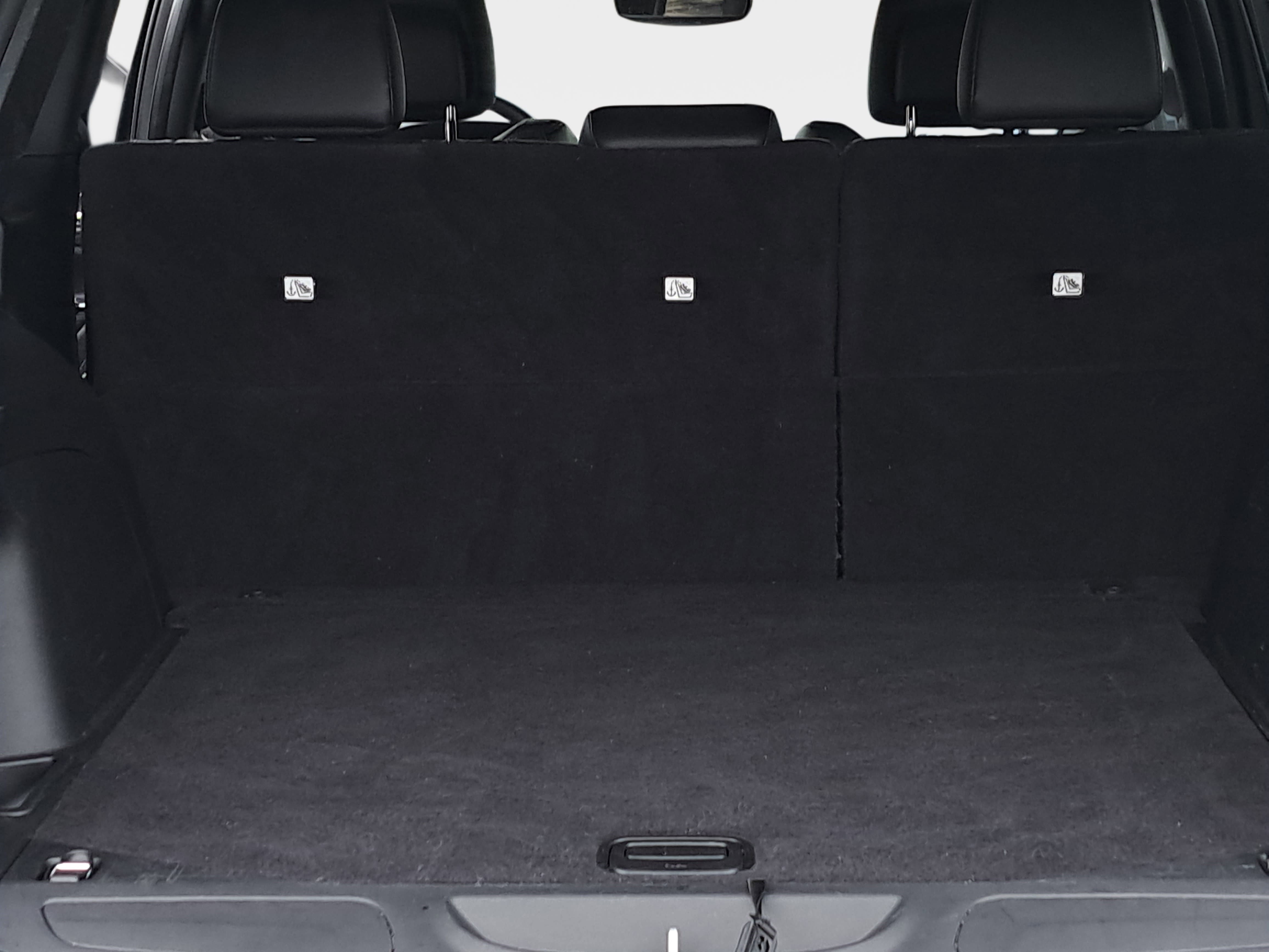 Used 2022 Jeep Grand Cherokee Laredo X image 12