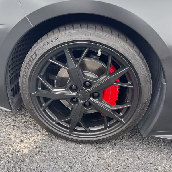 Used 2022 Chevrolet Corvette Stingray w/ Engine Appearance Package image 5