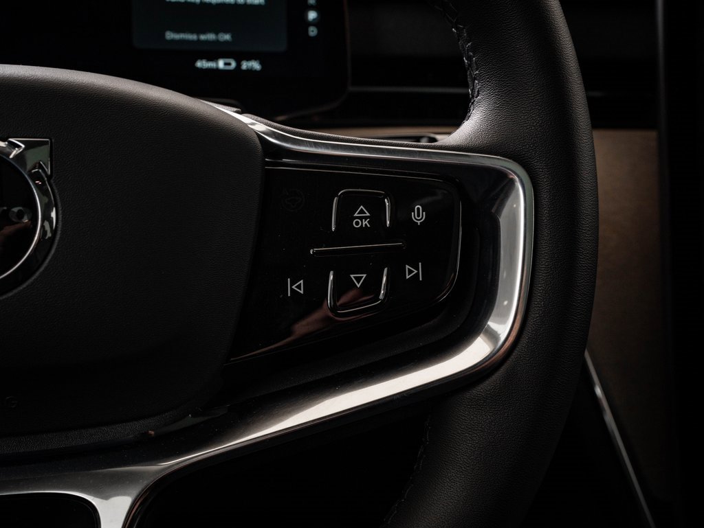 Used 2025 Volvo EX90 Plus image 29