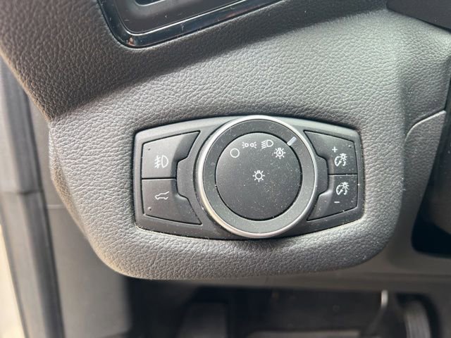 Used 2019 Ford Escape Titanium AWD/4WD image 12