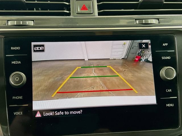 Used 2021 Volkswagen Tiguan SE R-Line AWD/4WD image 13