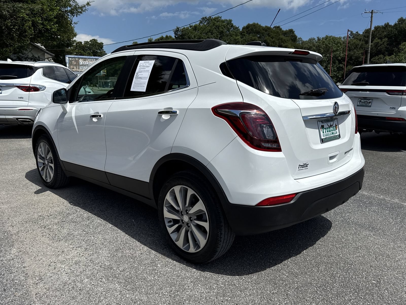Used 2020 Buick Encore Preferred FWD image 3