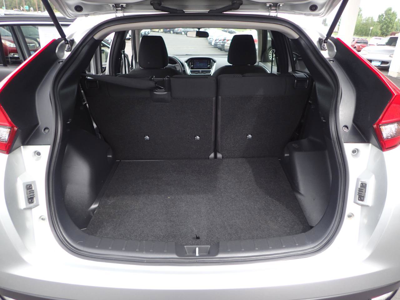 Used 2018 Mitsubishi Eclipse Cross ES image 11