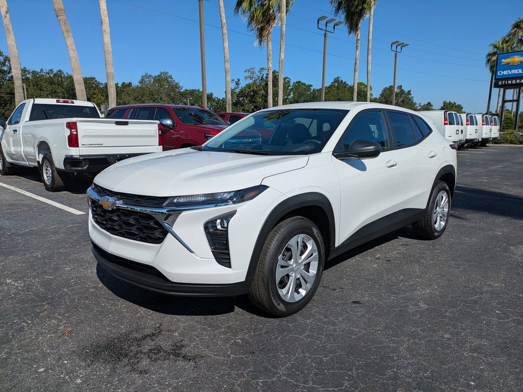 New 2026 Chevrolet Trax LS w/ Driver Confidence Package image 8