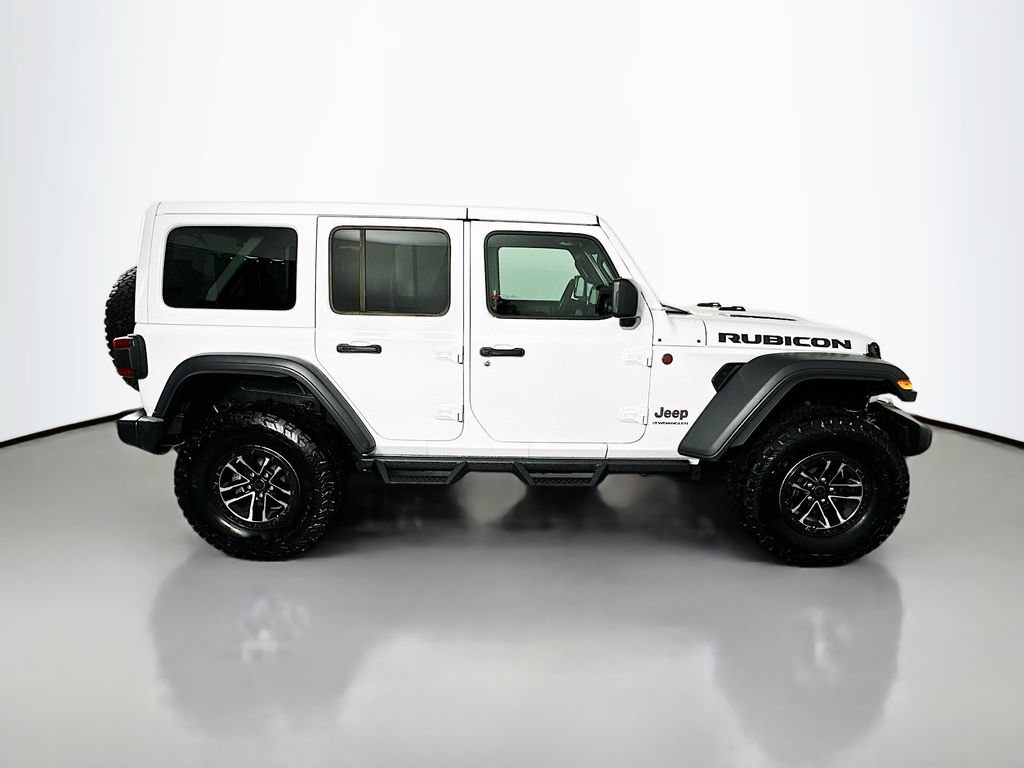 Used 2025 Jeep Wrangler Unlimited Rubicon w/ XTREMEE 35" Tire Package AWD/4WD image 8