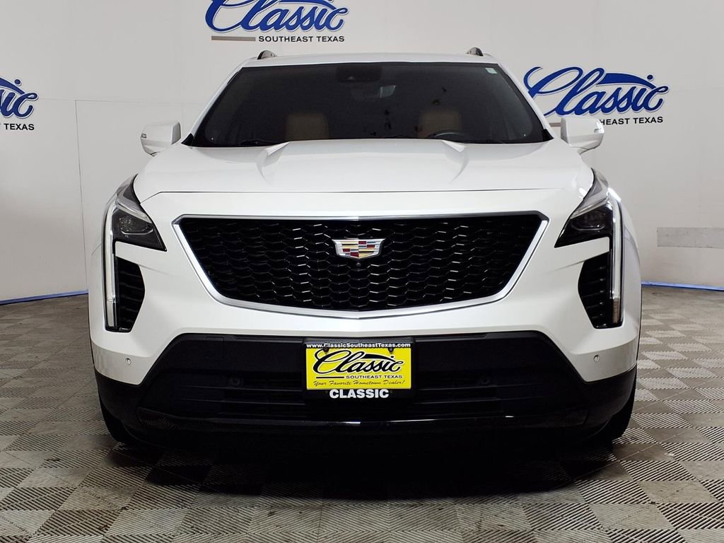 Used 2023 Cadillac XT4 Sport FWD image 3