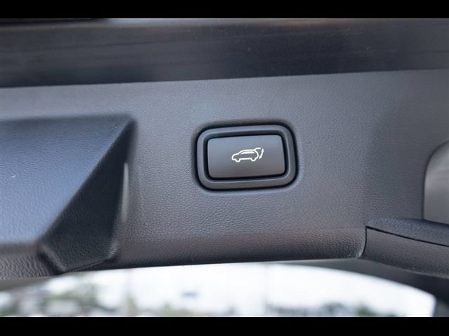 Used 2025 Hyundai Tucson SEL AWD/4WD image 23