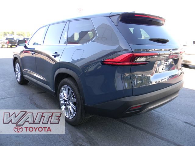 Used 2024 Toyota Grand Highlander AWD image 4