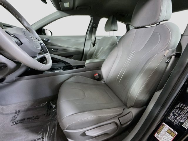 Used 2021 Hyundai Elantra SEL w/ Convenience Package FWD image 21