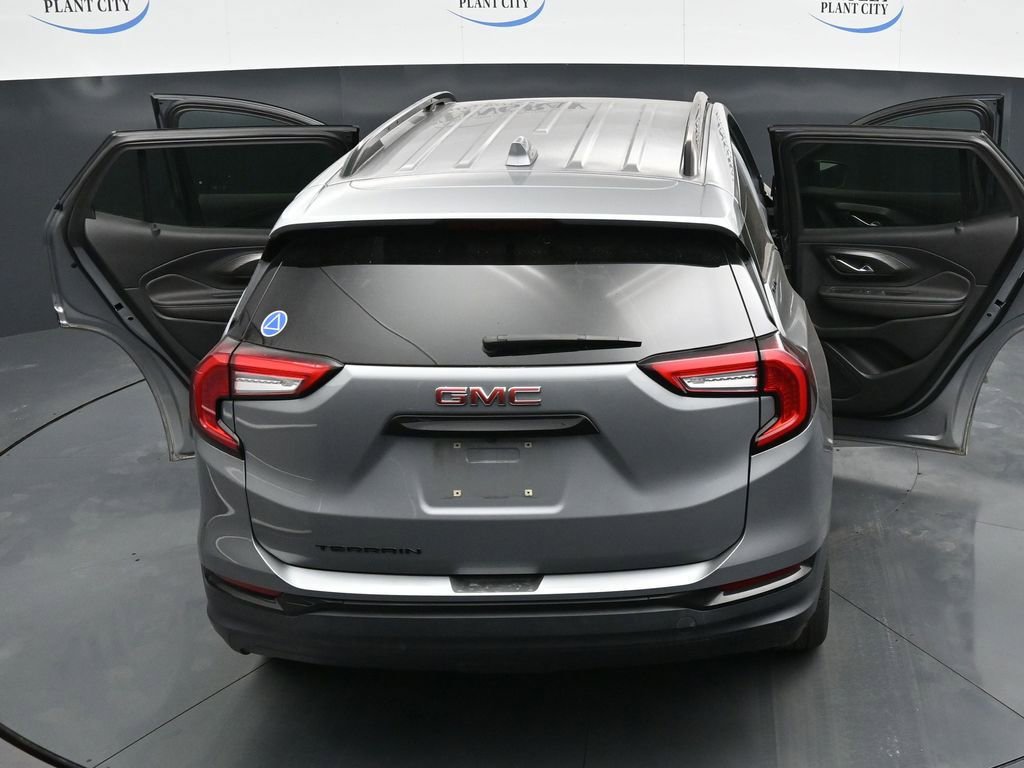 Used 2023 GMC Terrain SLE w/ Driver Convenience Package FWD image 35
