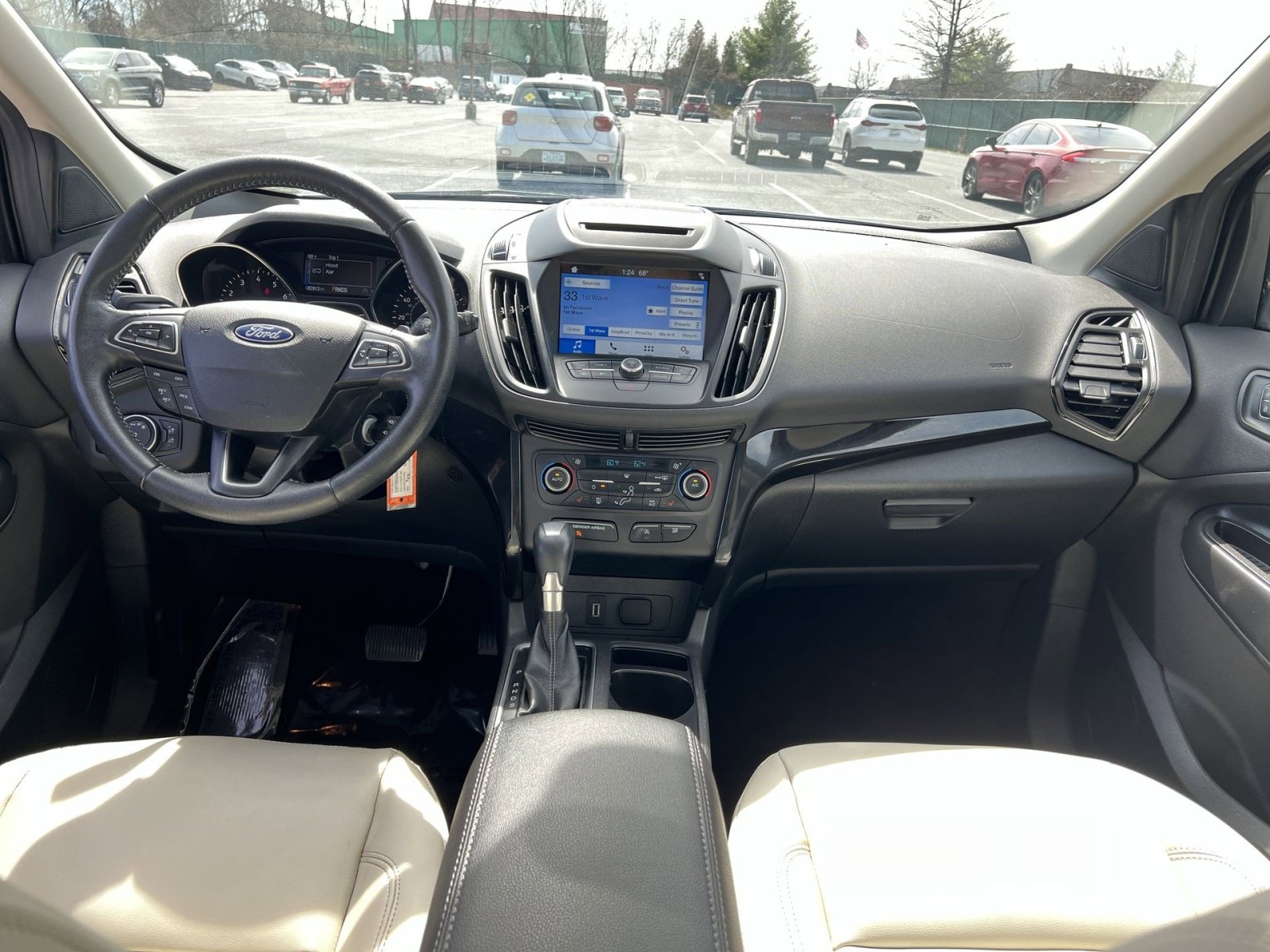 Certified 2018 Ford Escape SEL w/ SEL Sport Appearance Package image 22