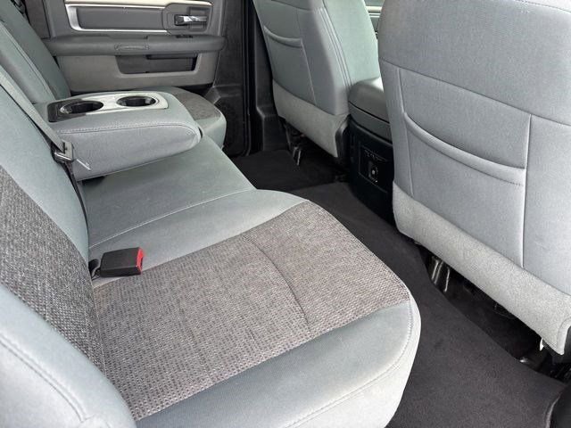 Used 2017 RAM 1500 Classic SLT w/ SLT Plus D←cor Group image 39