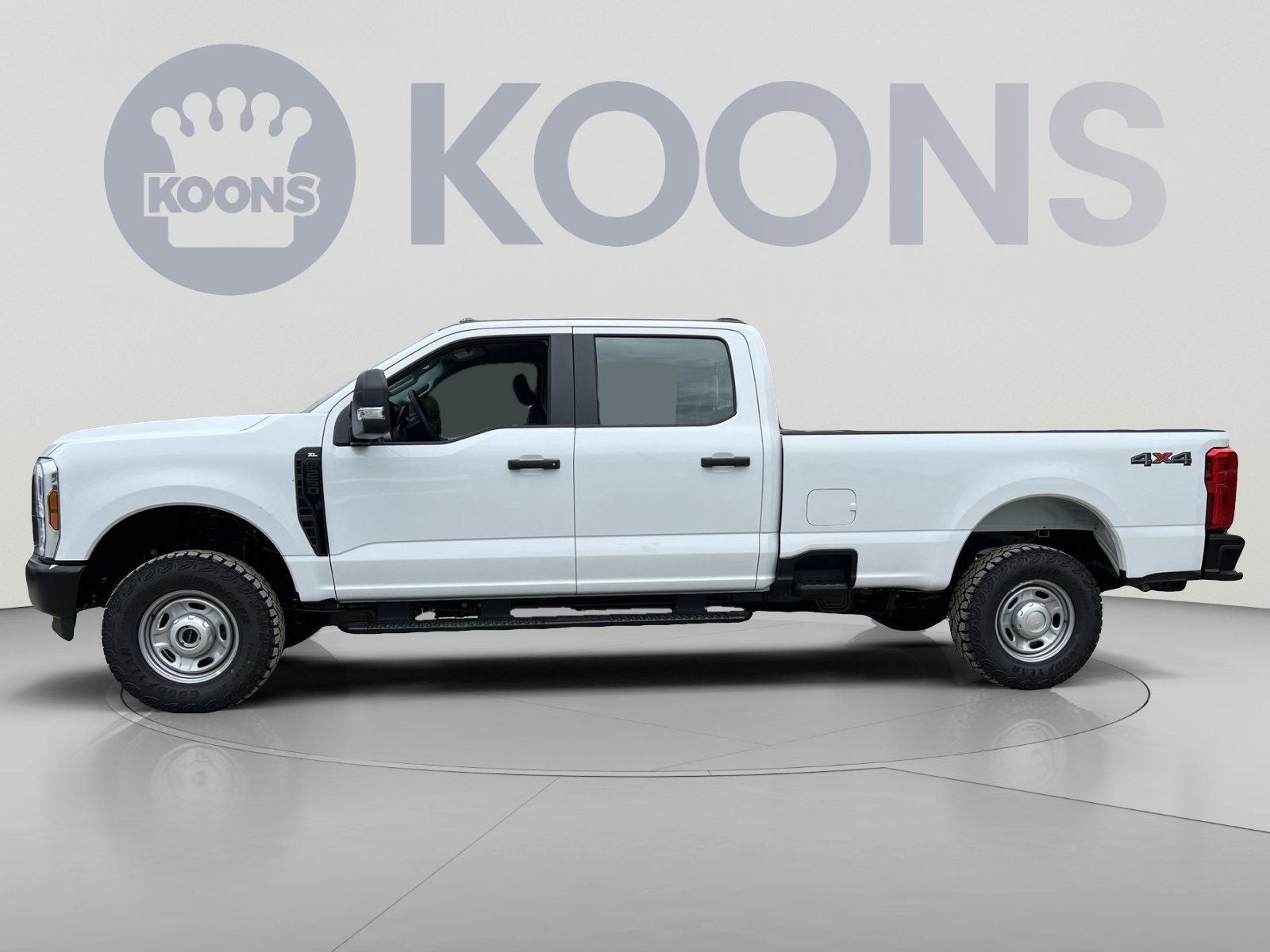 New 2027 Ford F250 XL w/ XL Off-Road 33" Tire Package AWD/4WD image 2
