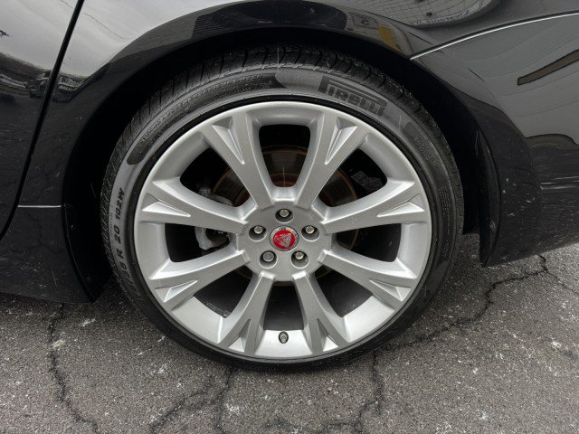 Used 2017 Jaguar XJ L Portfolio image 41