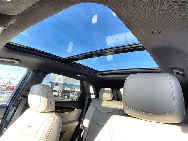 Certified 2018 Cadillac XT5 Premium Luxury image 19