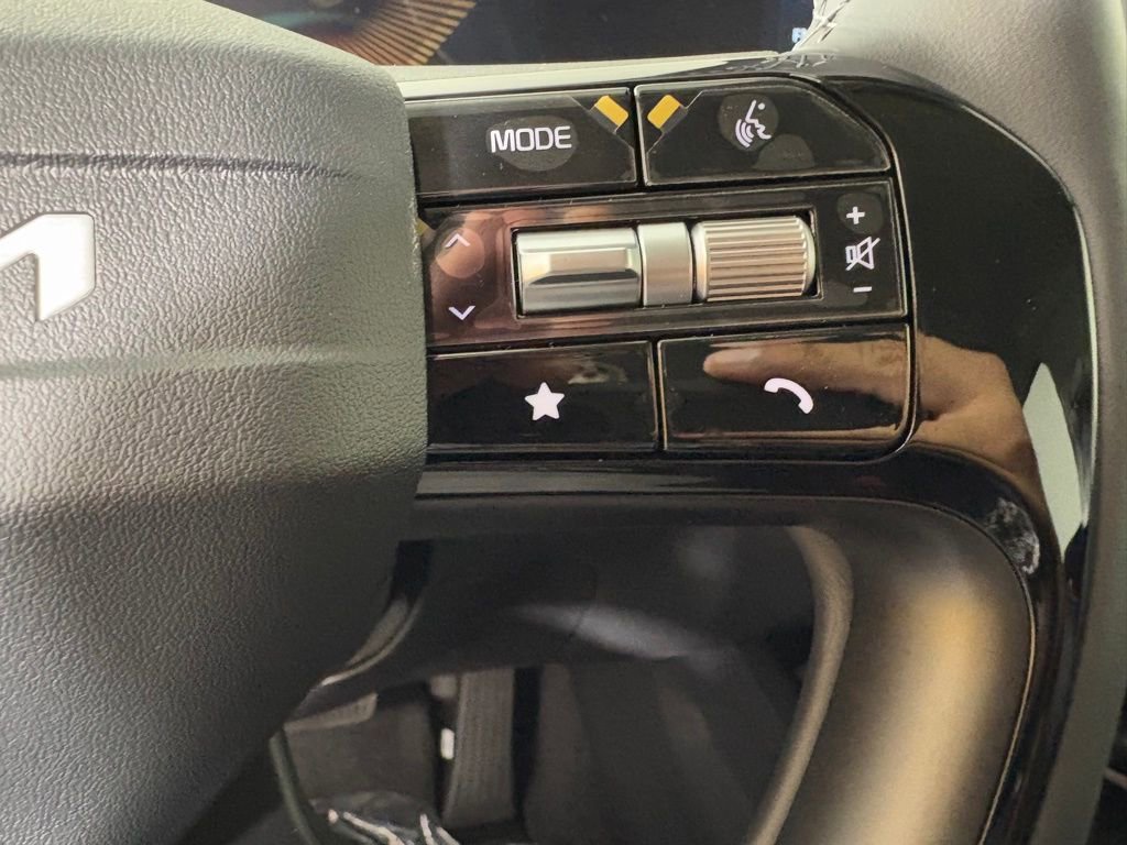 New 2026 Kia Sorento LX image 24