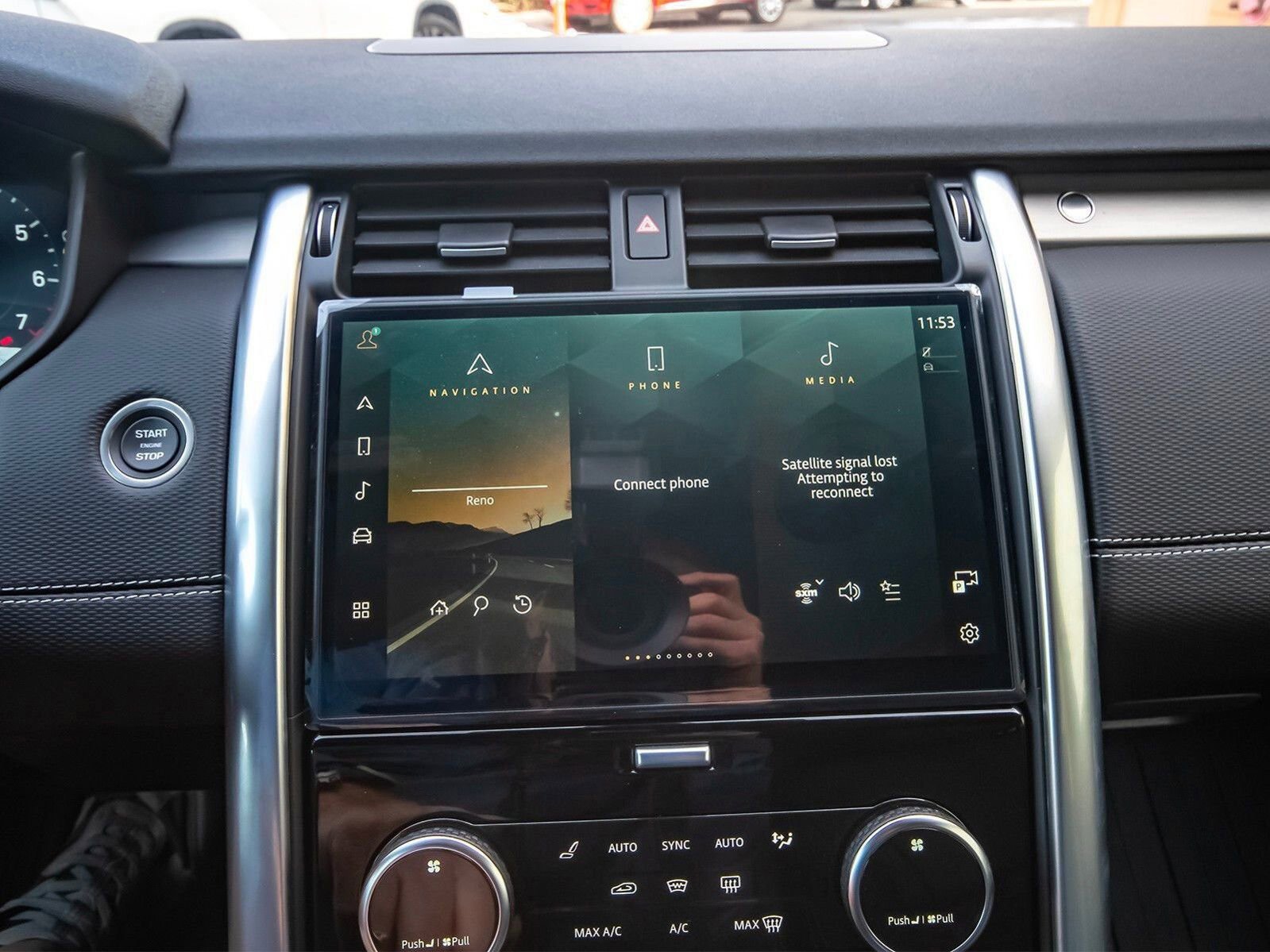 New 2026 Land Rover Discovery Limited Edition image 18