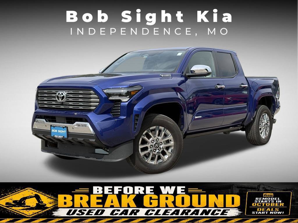 Used 2025 Toyota Tacoma Limited AWD/4WD image 1