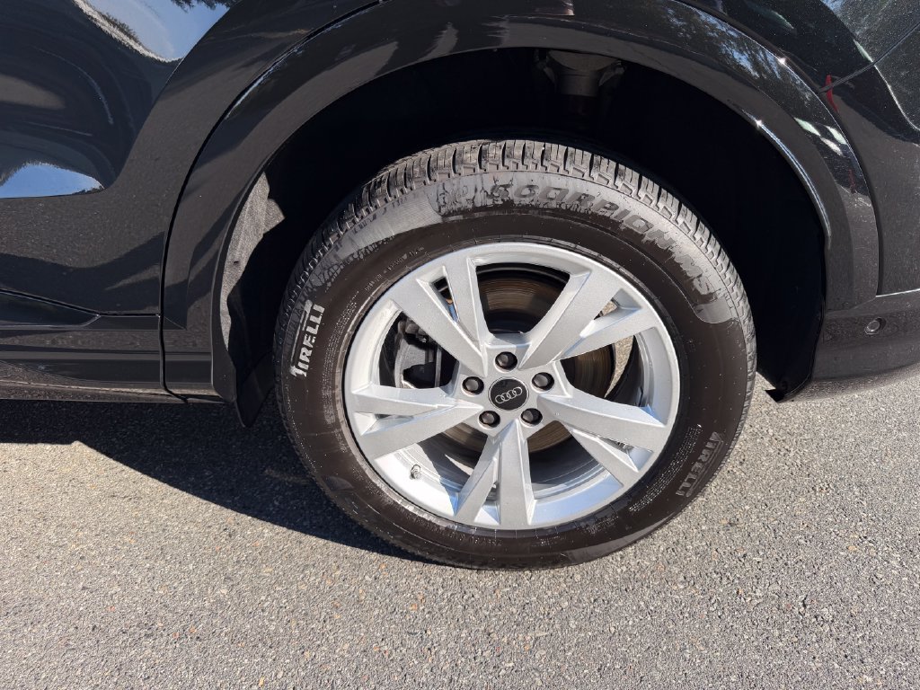 Used 2025 Audi Q5 Premium AWD/4WD image 10