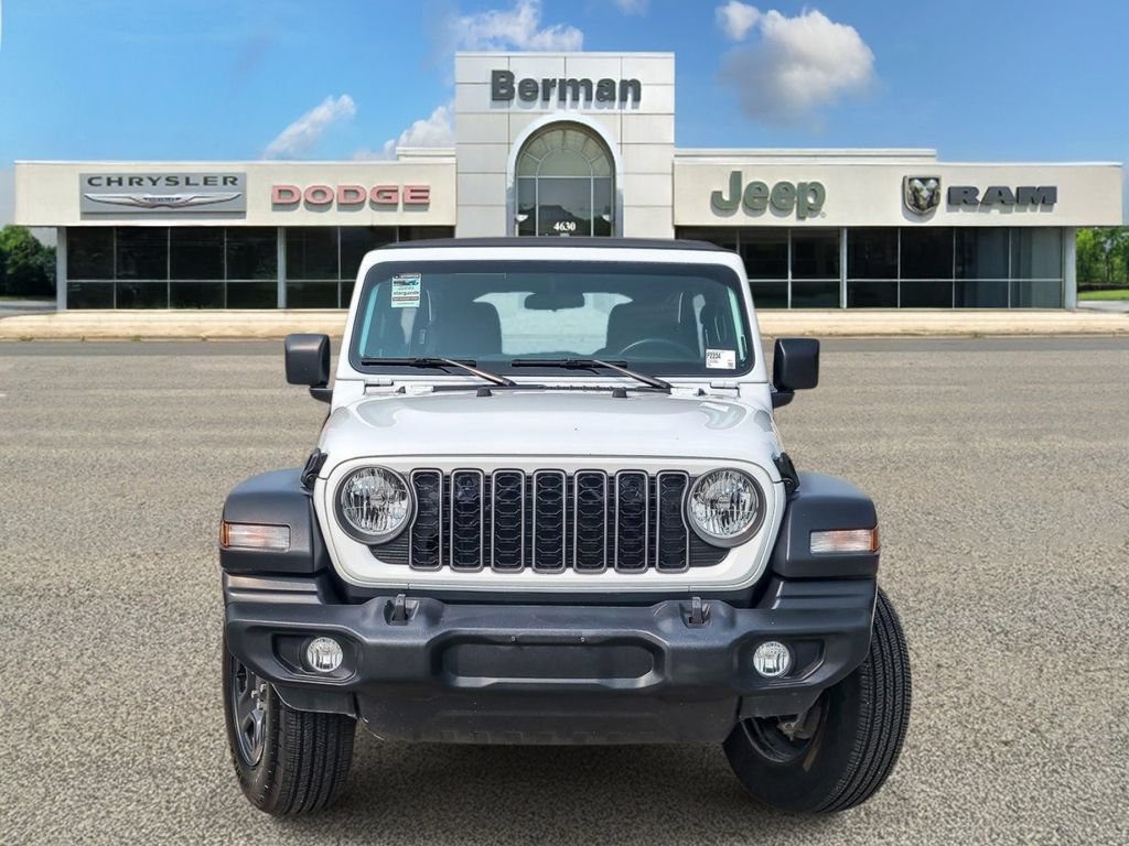 Used 2025 Jeep Wrangler Unlimited Sport AWD/4WD image 6