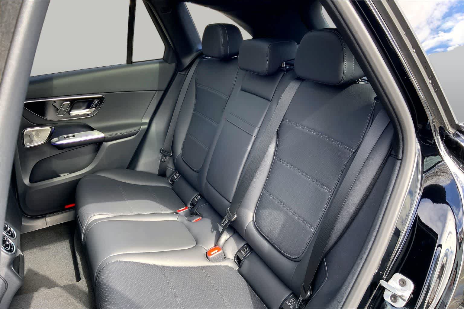 Certified 2026 Mercedes-Benz GLC 300 4MATIC image 13