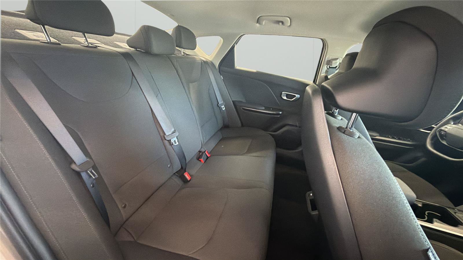 New 2026 Kia K4 FWD image 13
