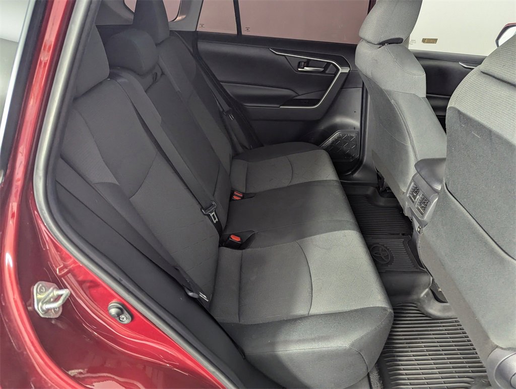 Used 2019 Toyota RAV4 XLE image 34