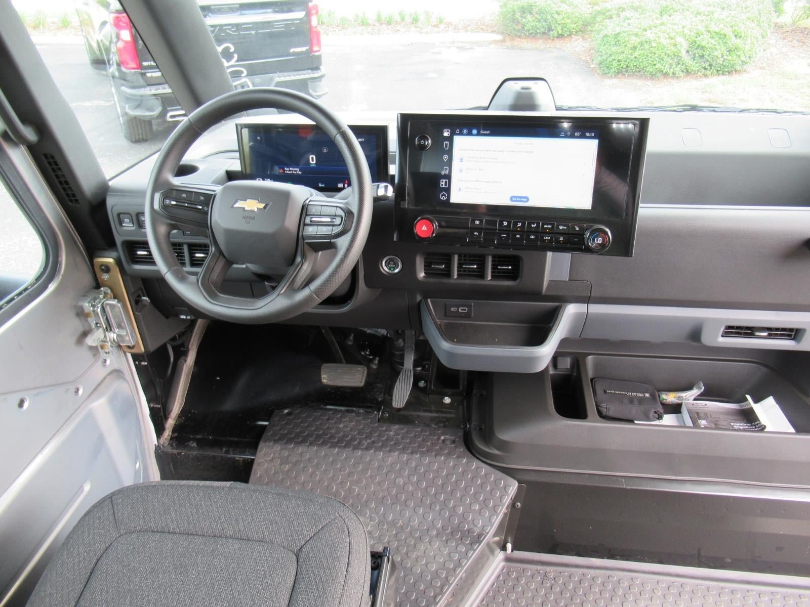 New 2025 Chevrolet Brightdrop 400 FWD image 16