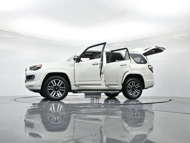 Used 2016 Toyota 4Runner SR5 image 49