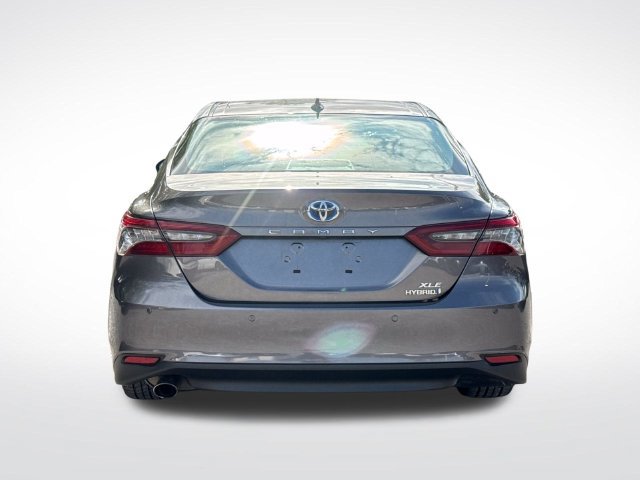 Used 2022 Toyota Camry XLE w/ Navigation Upgrade Package FWD image 4
