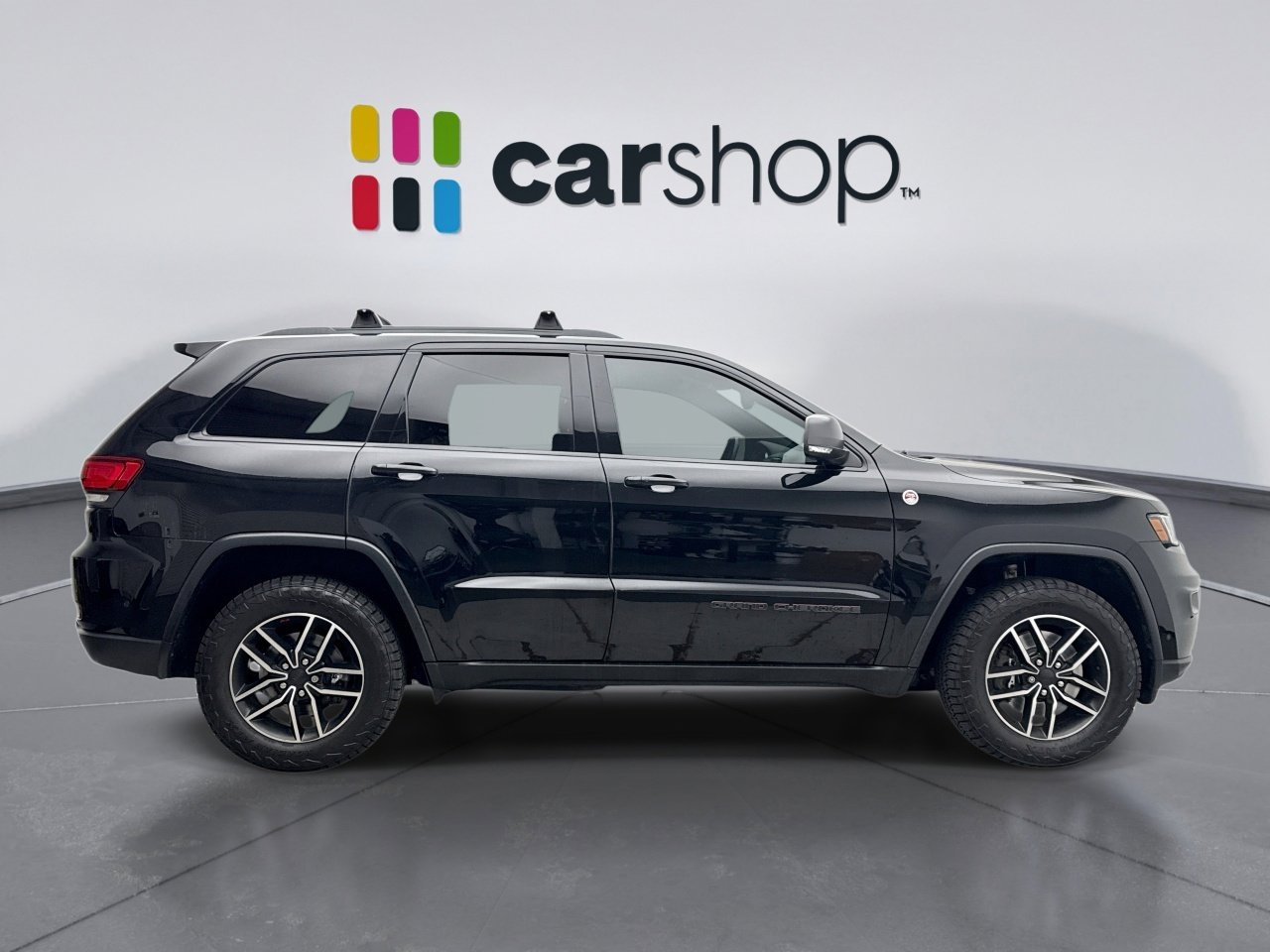 Used 2019 Jeep Grand Cherokee Trailhawk AWD/4WD image 6