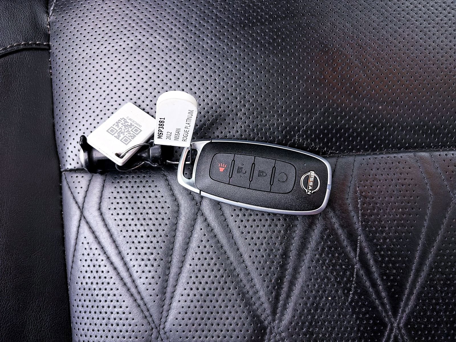 Used 2022 Nissan Rogue Platinum w/ Head-Up Display Package image 33