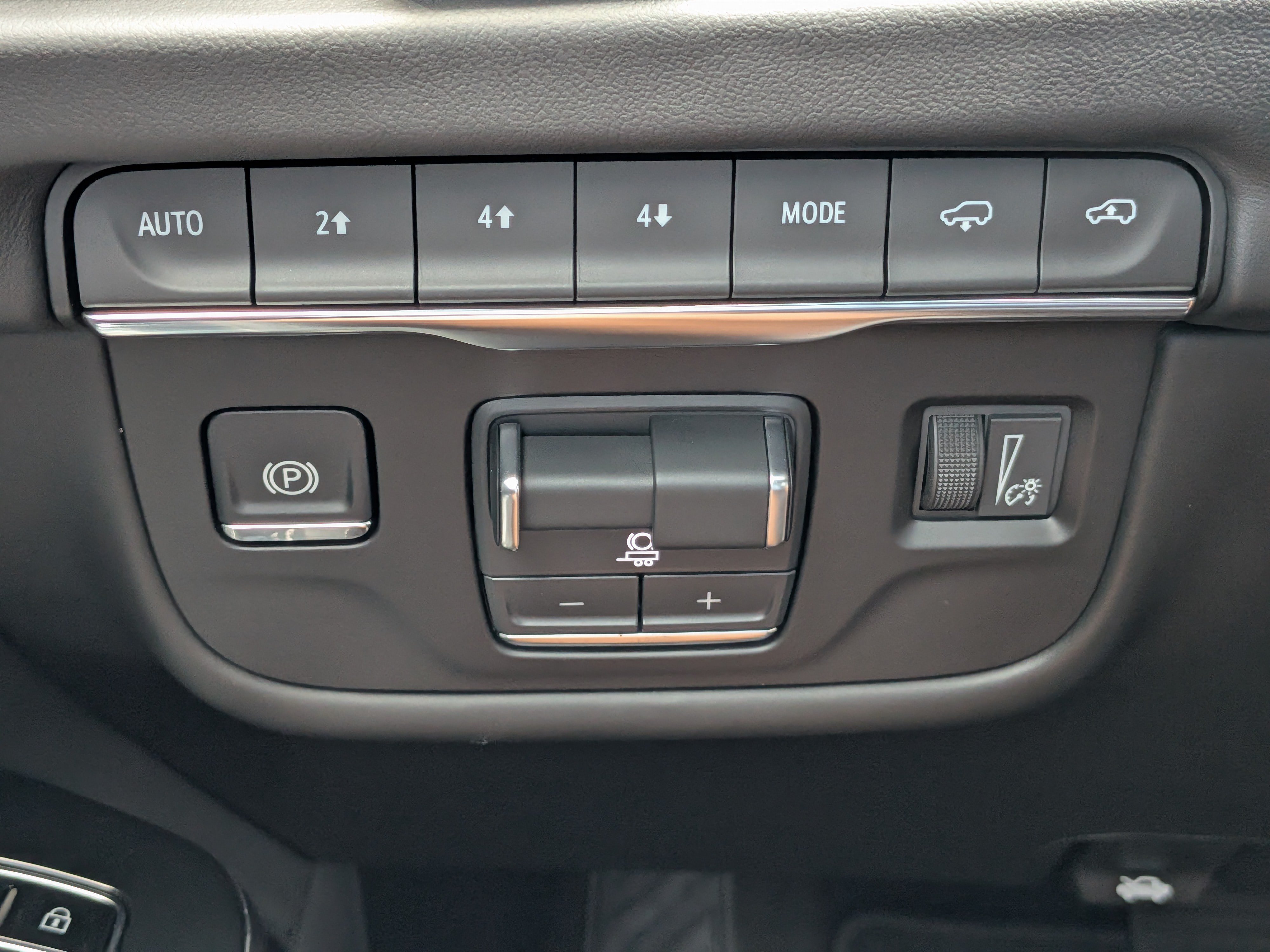 Certified 2026 Cadillac Escalade ESV Platinum Sport AWD/4WD image 27