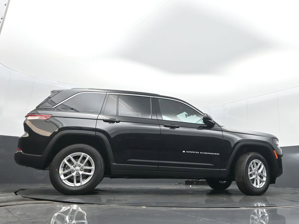 New 2026 Jeep Grand Cherokee Laredo image 35