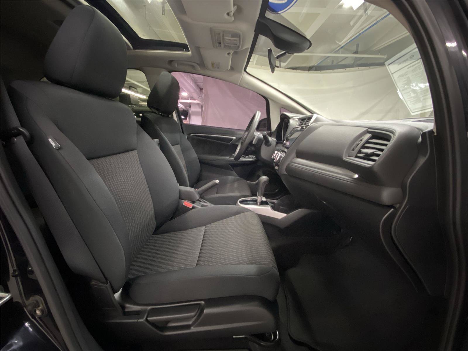 Used 2020 Honda Fit EX image 26