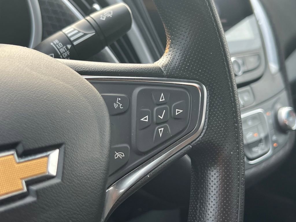 Used 2023 Chevrolet Malibu LS image 16