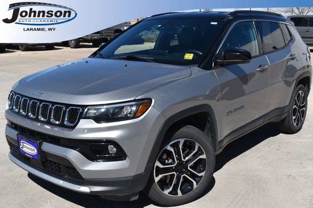Used 2024 Jeep Compass Limited image 1