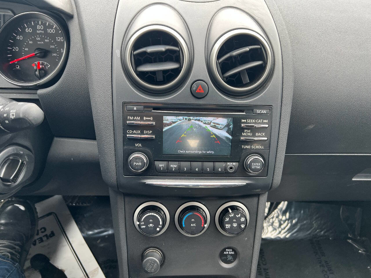 Used 2012 Nissan Rogue SV image 33